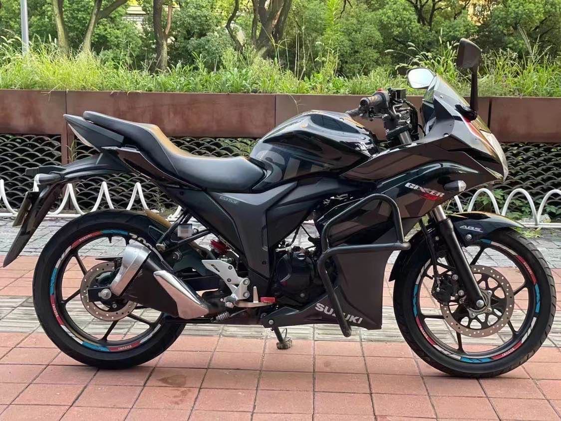 二手摩托车济南铃木 极客飒 Gixxer 155