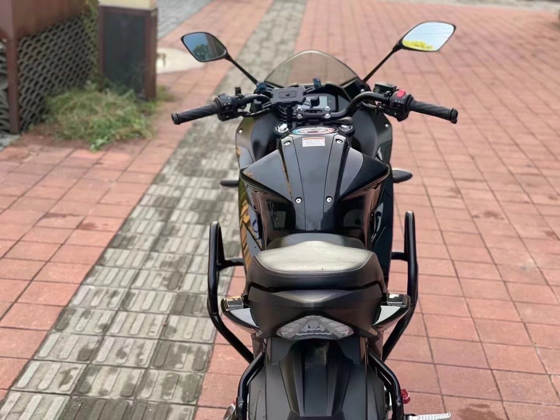 二手摩托车济南铃木 极客飒 Gixxer 155