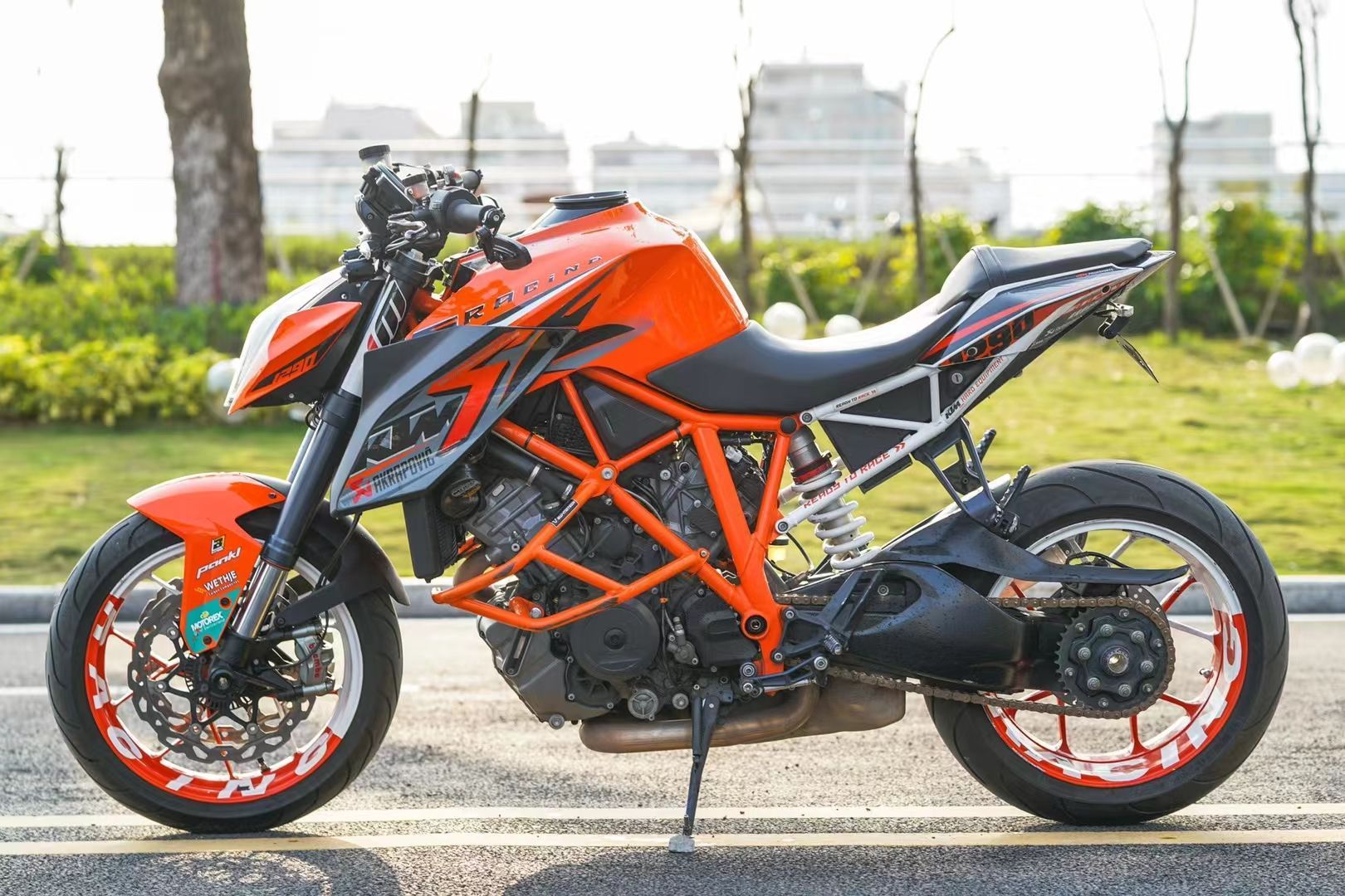 二手摩托车KTMR2R 1290 Super Duke