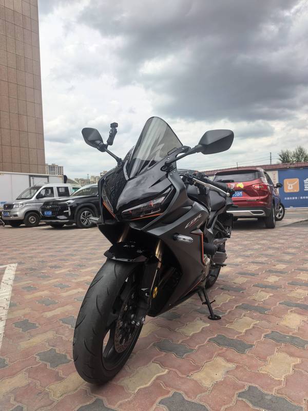 二手本田CBR650R