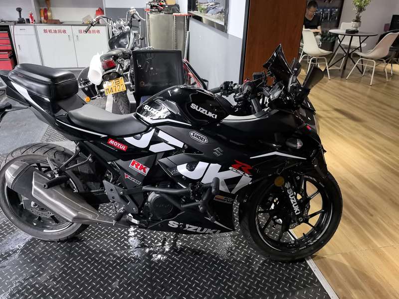 二手豪爵铃木GSX250R