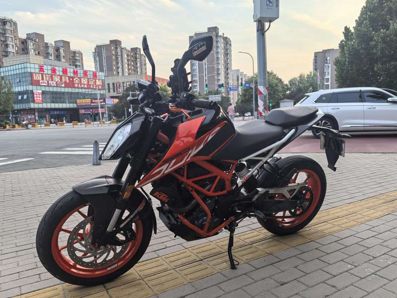 二手KTMR2R390 Duke