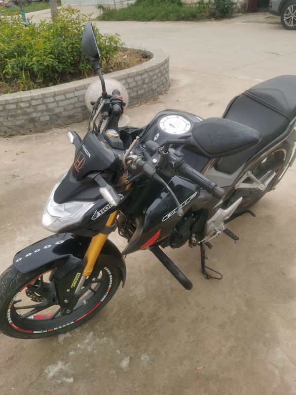 二手五羊本田CB190R 暴锋眼