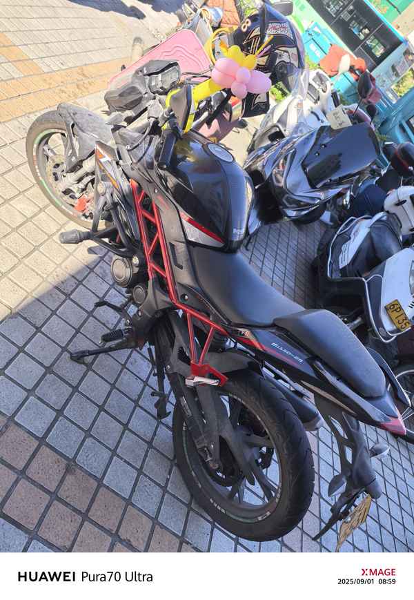 二手贝纳利红宝龙 TNT150i