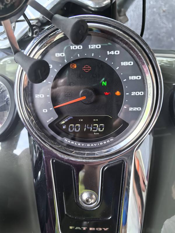 二手哈雷戴维森肥霸 Fat Bob