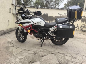 二手贝纳利金鹏 TRK251