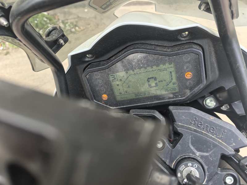 二手贝纳利金鹏 TRK251