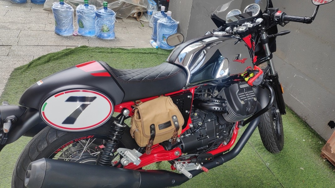 二手摩托古兹V7