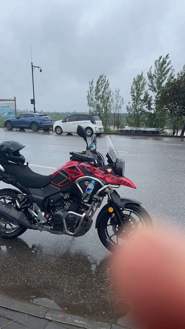 二手豪爵铃木DL250