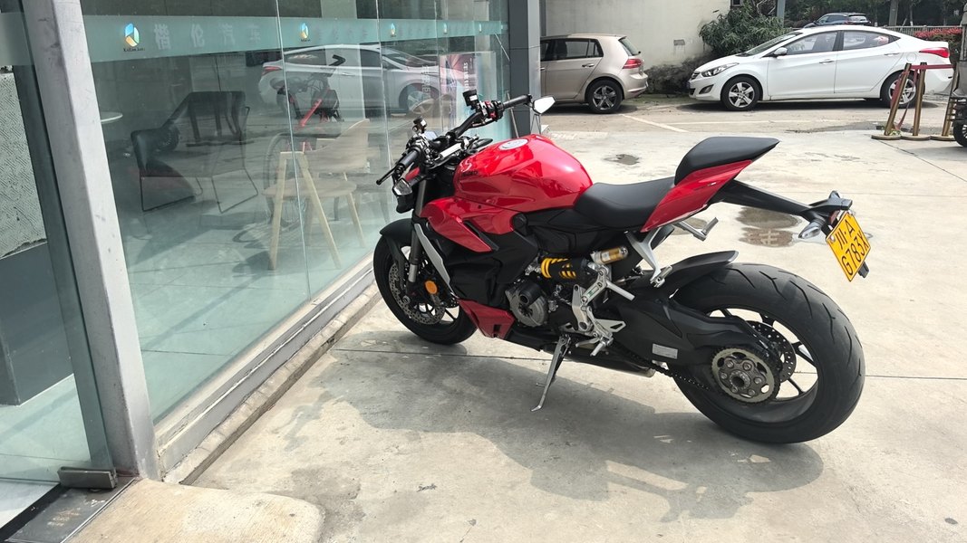 二手杜卡迪Street Fighter V2