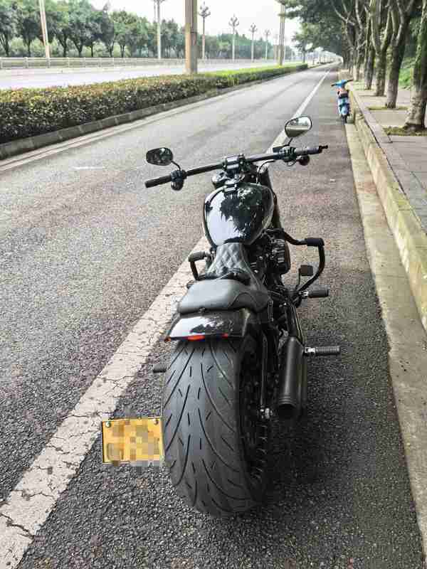 二手哈雷戴维森突破者 Breakout