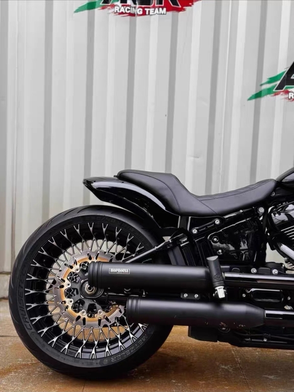 二手哈雷戴维森突破者 Breakout