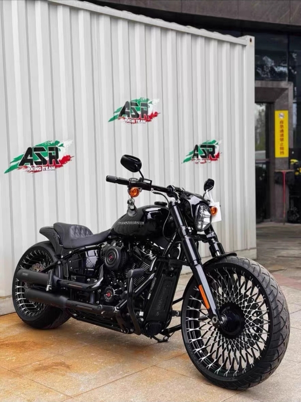 二手哈雷戴维森突破者 Breakout