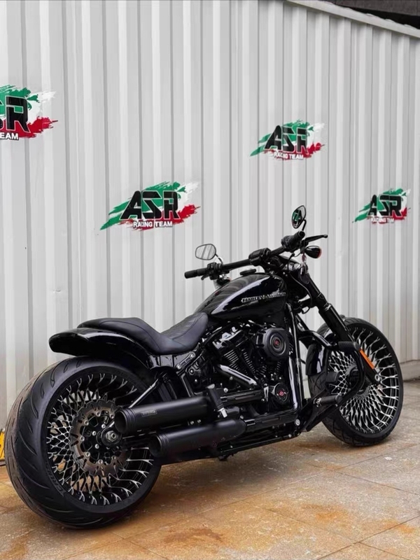 二手哈雷戴维森突破者 Breakout