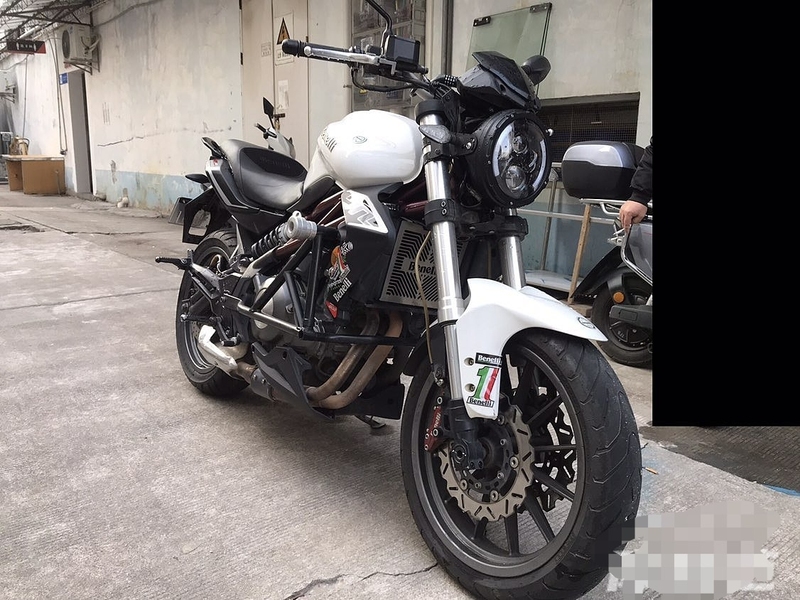 二手贝纳利蓝宝龙 BN302S