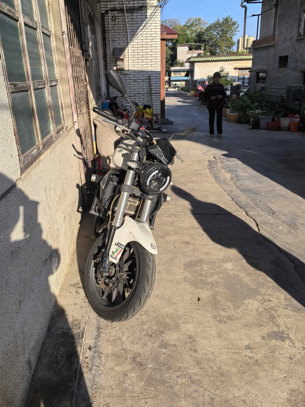 二手贝纳利蓝宝龙 BN302S