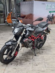 二手贝纳利红宝龙 TNT150i