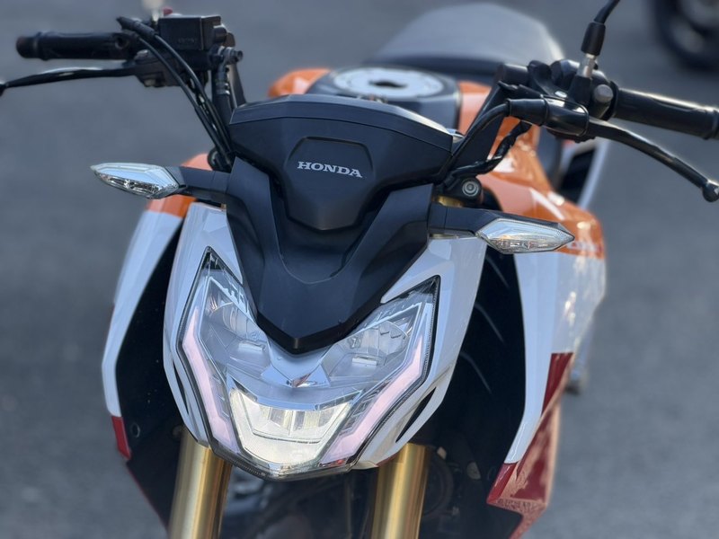 二手五羊本田CB190R 暴锋眼