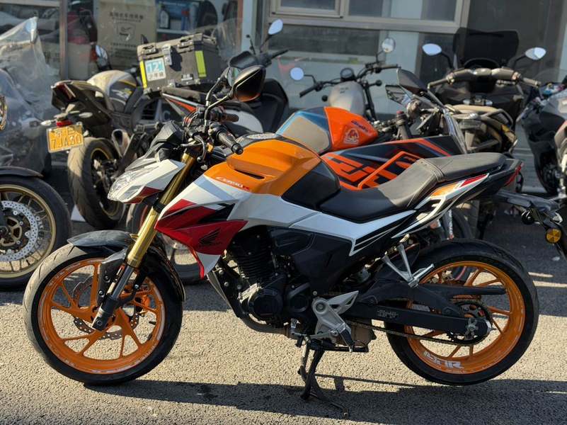 二手五羊本田CB190R 暴锋眼