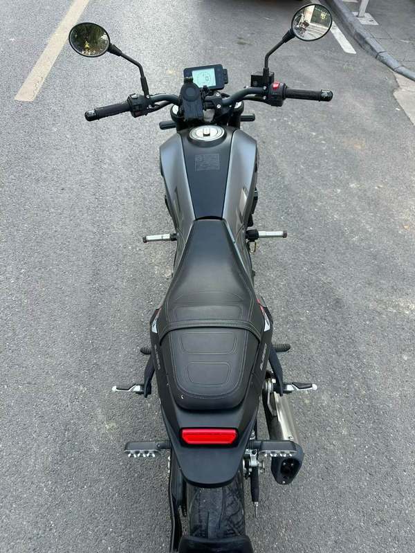 二手贝纳利幼狮 Leoncino 250