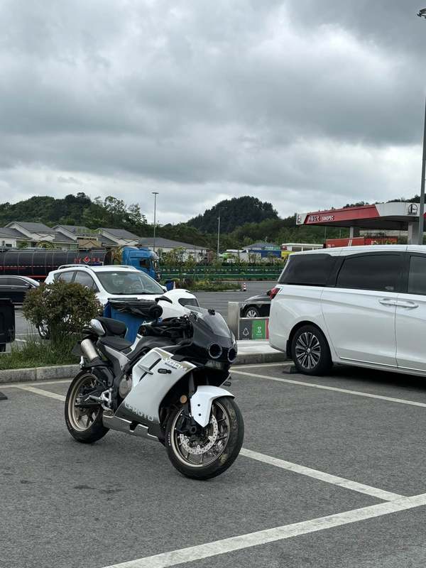 二手春风500SR VOOM