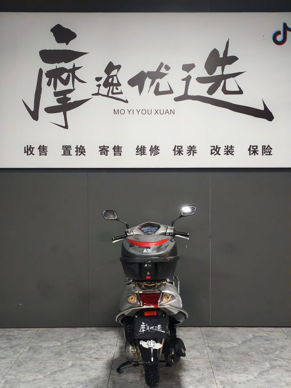 二手五羊本田SCR 喜鲨125