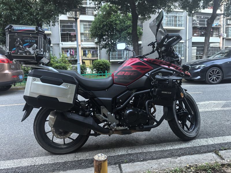 二手豪爵铃木DL250