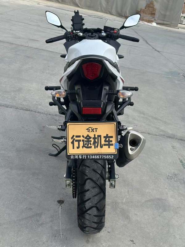 二手豪爵铃木GSX250R