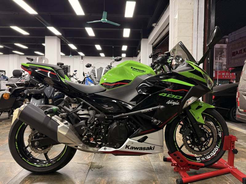 二手川崎Ninja 400