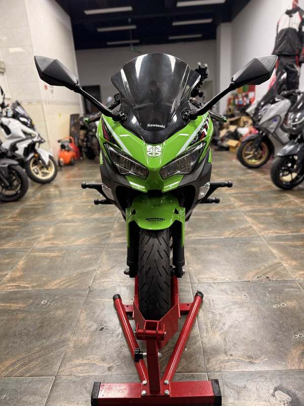 二手川崎Ninja 400