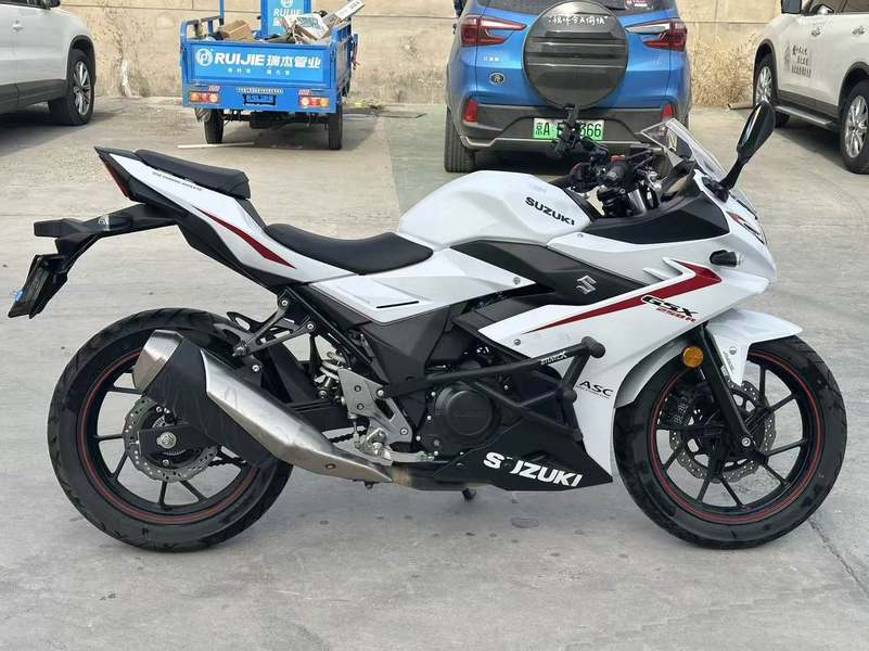 二手豪爵铃木GSX250R