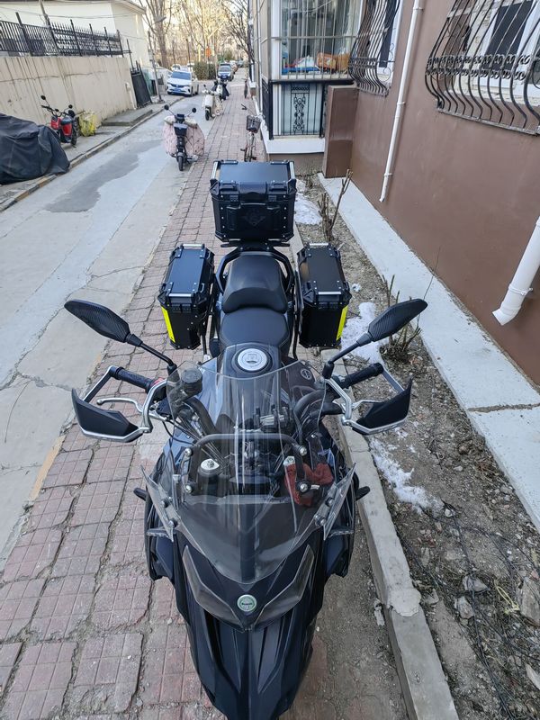 二手贝纳利金鹏 TRK502