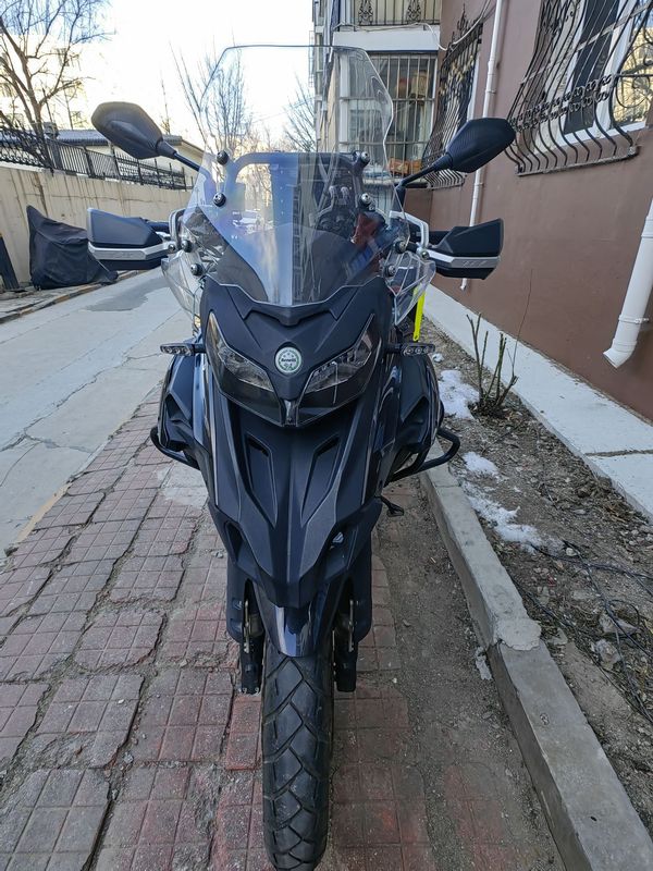 二手贝纳利金鹏 TRK502