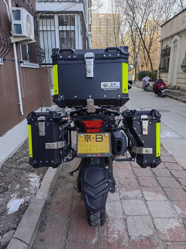 二手贝纳利金鹏 TRK502