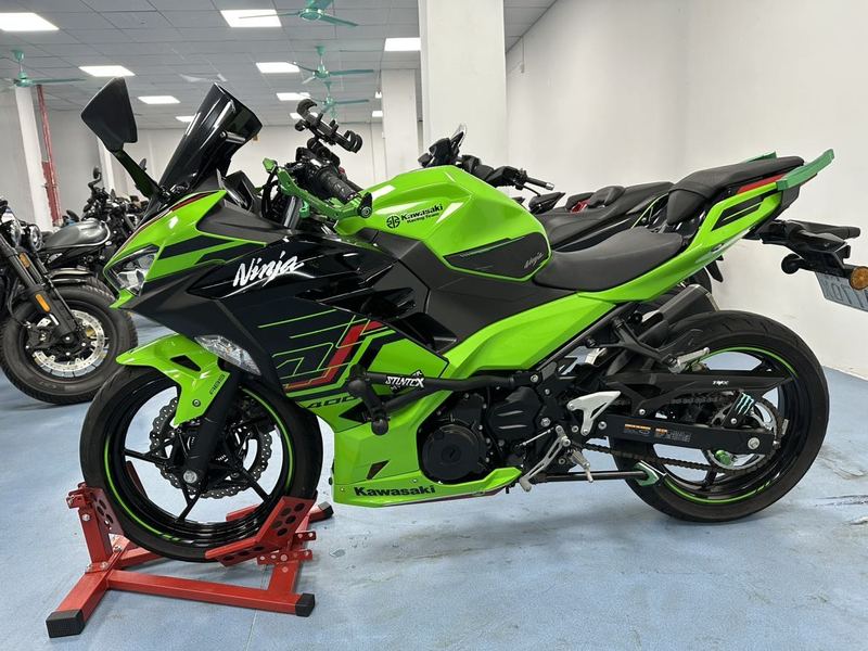 二手川崎Ninja 400