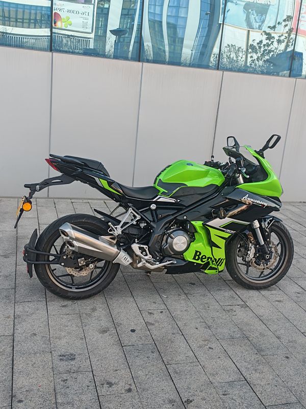 二手贝纳利龙卷风 Tornado 302R