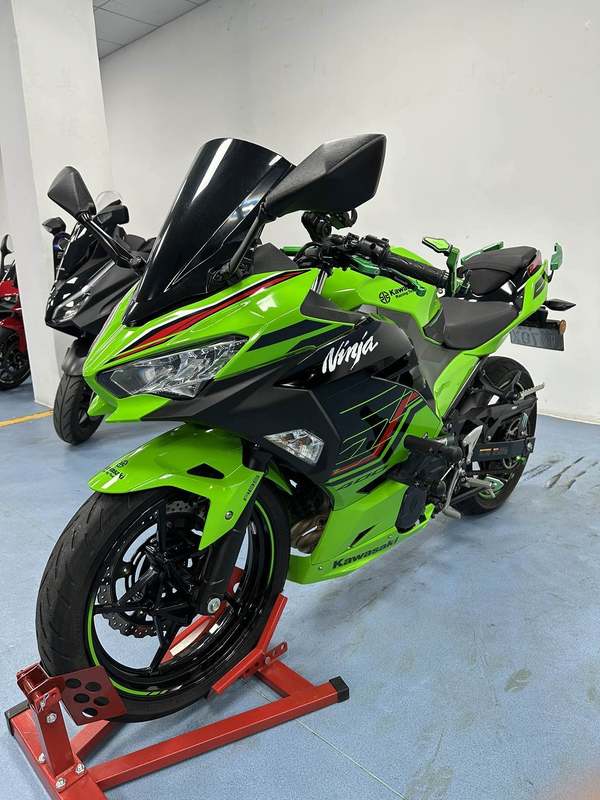 二手川崎Ninja 400