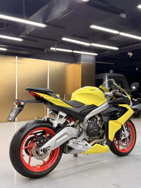 二手阿普利亚RS 660 