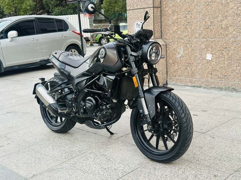 二手贝纳利幼狮 Leoncino 250