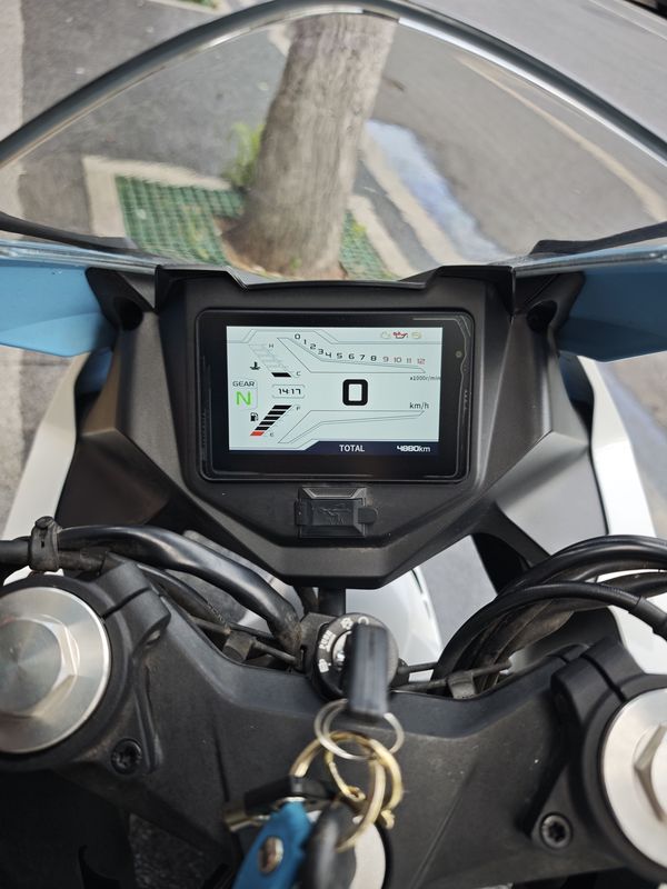 二手贝纳利龙卷风 Tornado 302R