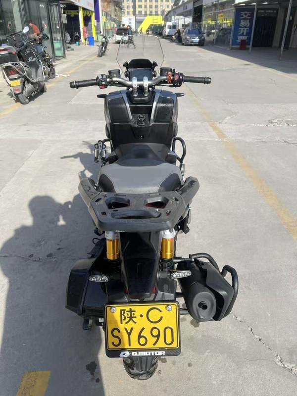 二手QJMOTOR鸿250ADV