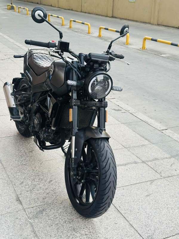 二手贝纳利幼狮 Leoncino 250