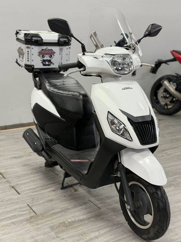 二手五羊本田NB-X