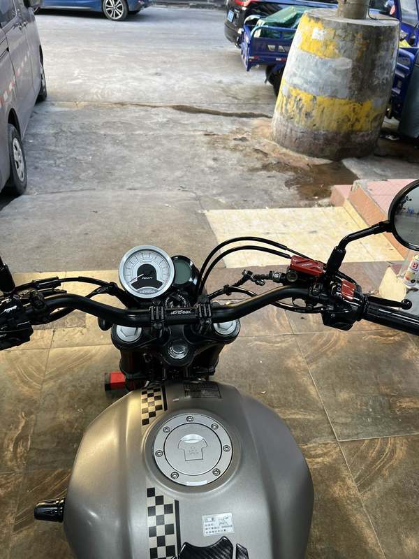 二手五羊本田鸷道 CB190SS