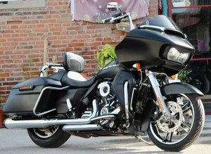 二手哈雷戴维森公路滑翔 Road Glide