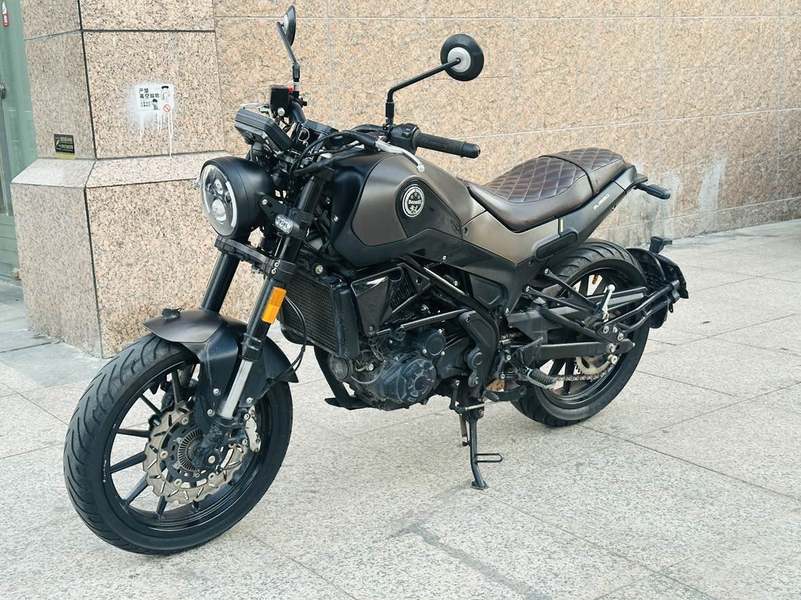 二手贝纳利幼狮 Leoncino 250