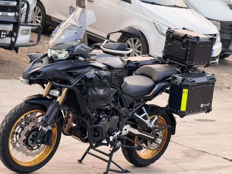 二手贝纳利TRK552