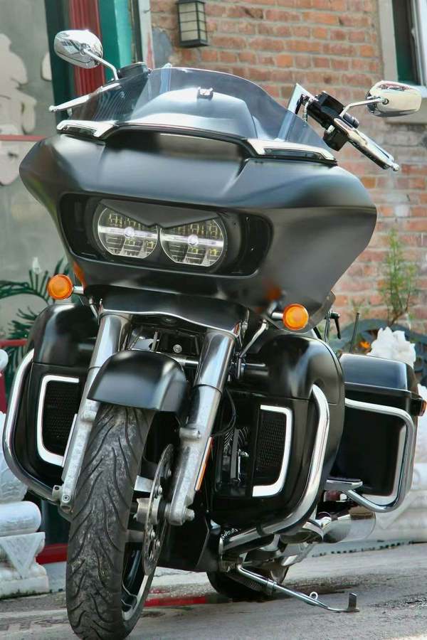 二手哈雷戴维森公路滑翔 Road Glide