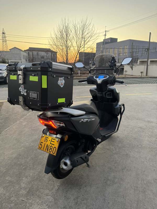 二手五羊本田NPF125