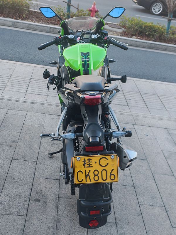 二手贝纳利龙卷风 Tornado 302R